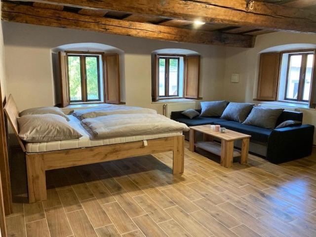 Apartmany Kurojedy Bor Екстериор снимка